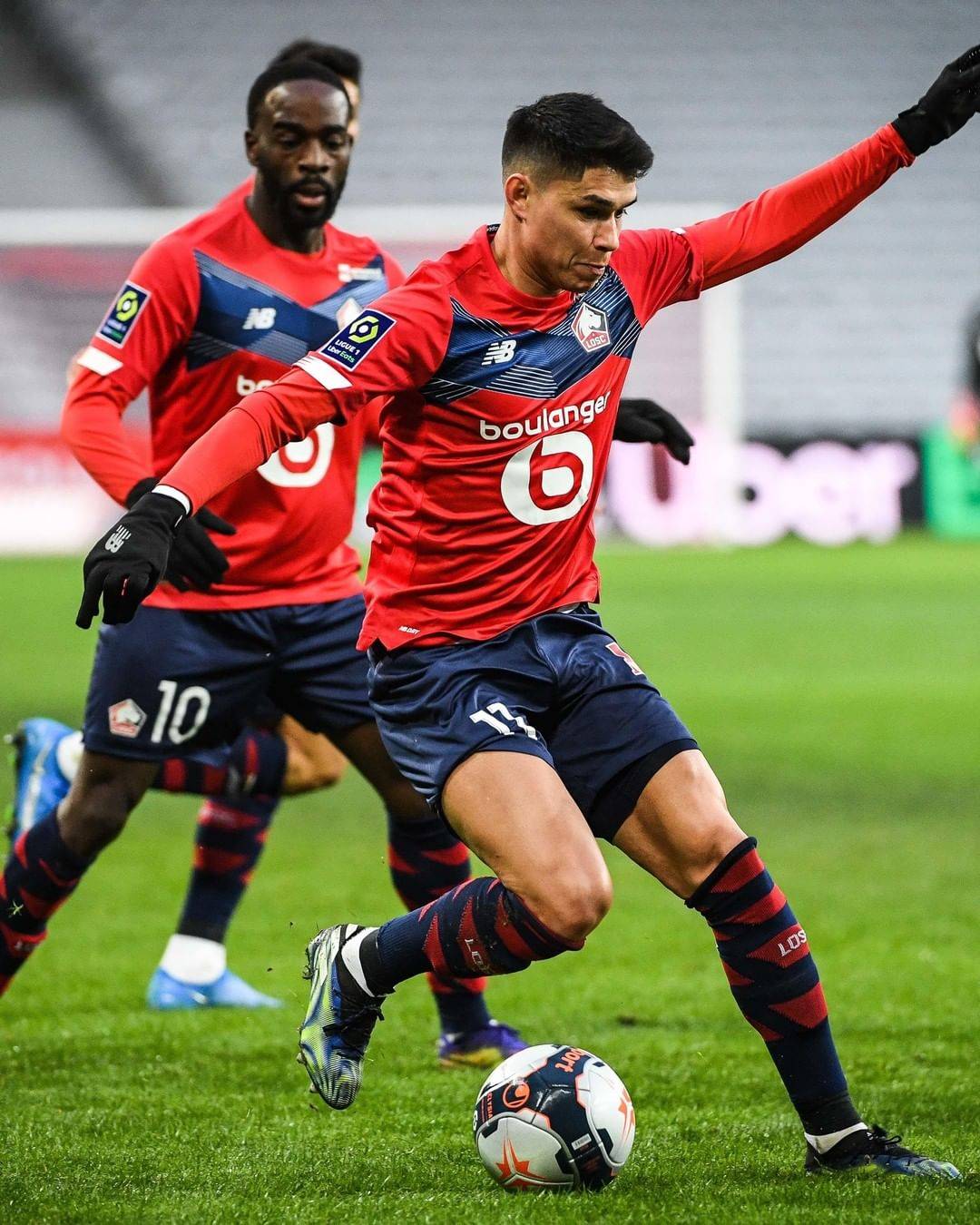 关于国际比赛日法国杯焦点战，阿贾克斯完成体检，悬念犹存，年轻球员得到机会的信息