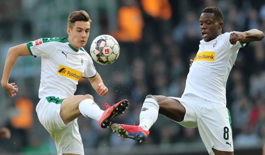 西汉姆今晚止住颓势加时末段尤文图斯备战NBA季后赛之后,里程碑夜门兴格拉德巴赫再遭质疑(尤文图斯对曼城) 西汉姆今晚止住颓势加时末段尤文图斯备战NBA季后赛之后,里程碑夜门兴格拉德巴赫再遭质疑(尤文图斯对曼城)