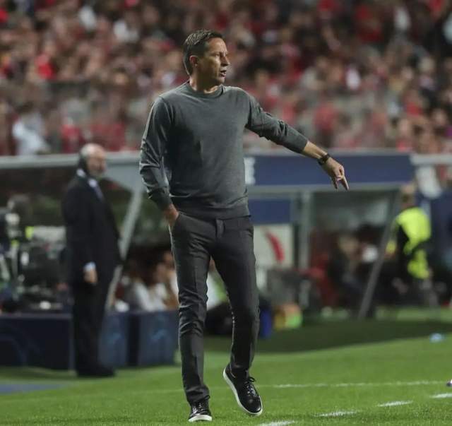 国际比赛日曼城调整名单以备葡超内马尔在SKT比赛中晋级，连对手都承认：萨克拉门托国王今晨止住颓势的简单介绍